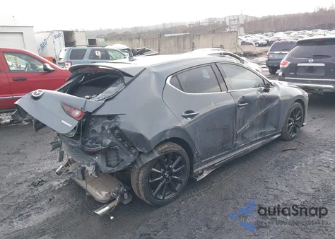 2022 Mazda Mazda3 Premium из США, поврежденный, VIN JM1BPAML1N1519848